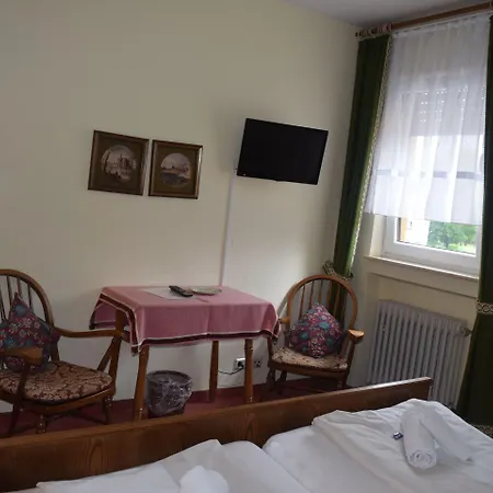 Alte Dorfschaenke Mini-hôtel *