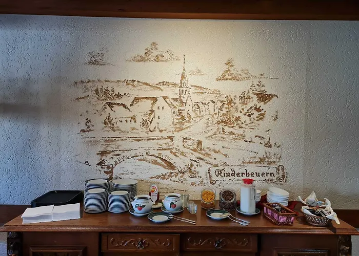 Alte Dorfschaenke * Kinderbeuern